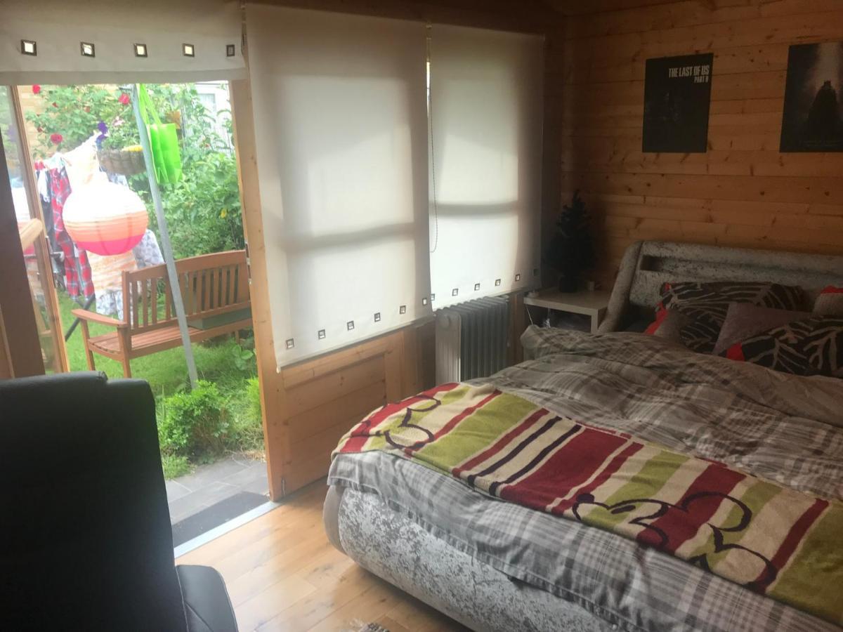Cosy Room In London Wembley Екстериор снимка